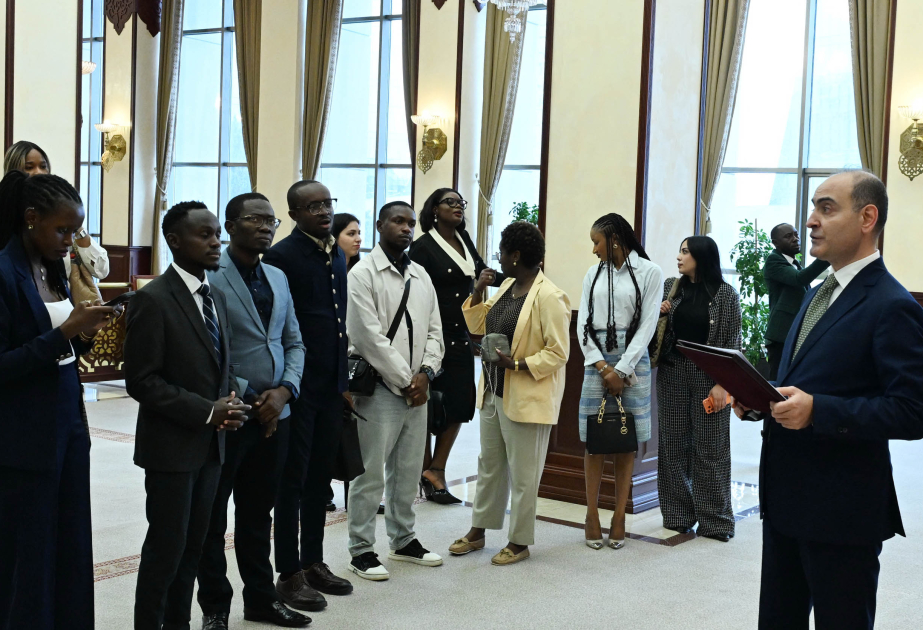 Participants of International Youth Forum visit Azerbaijan’s Milli Majlis