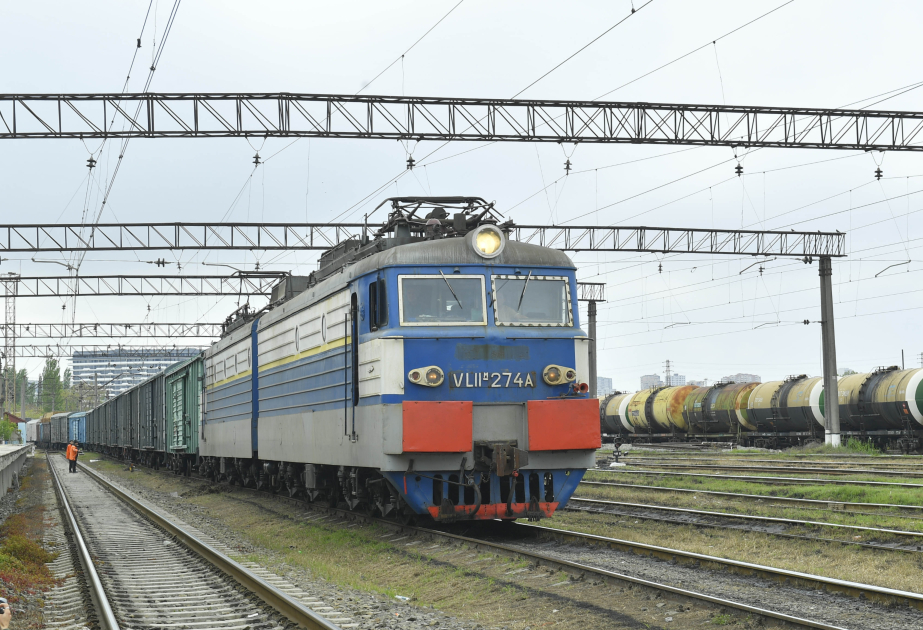 Weitere zehn Waggons mit russischem Dünger über Aserbaidschan nach Armenien transportiert VIDEO