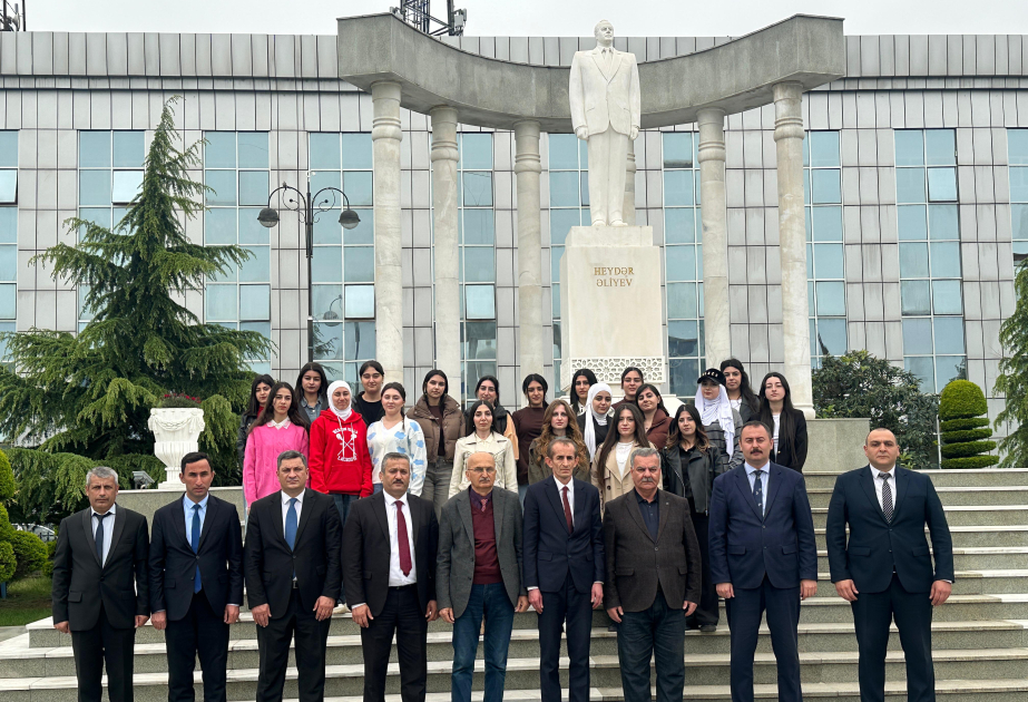Ulu Öndərin ömür yolu Vətənə və xalqa xidmət nümunəsidir - Lənkəranda elmi seminar