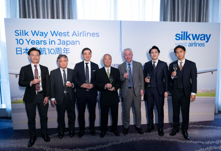“Silk Way West Airlines” Yaponiyaya uçuşlarının 10 illiyini qeyd edir