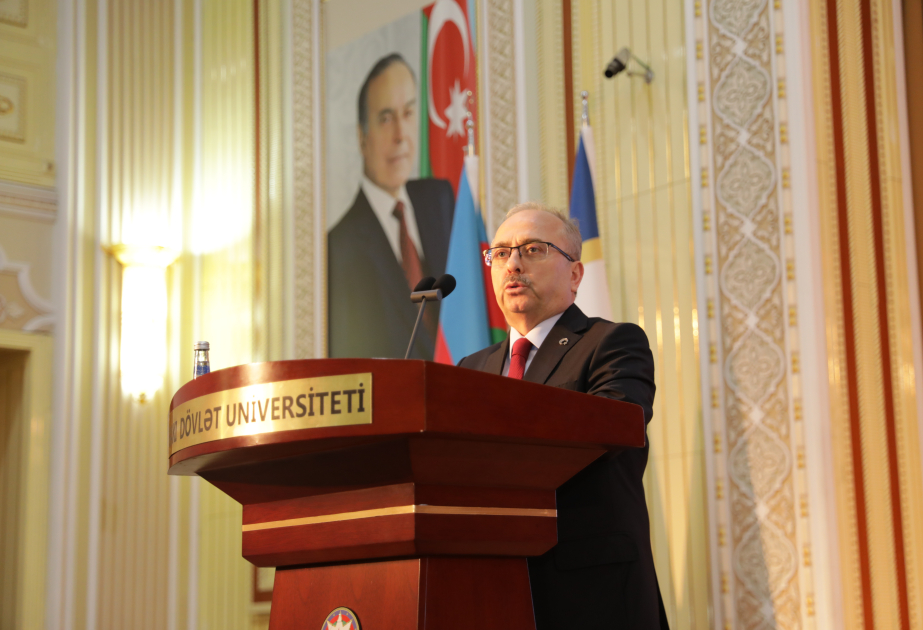 Səfir Birol Akgün: Türk dünyasının yeni bir intibahına şahidlik edirik