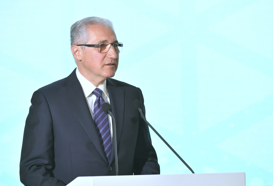 ممثل الرئيس الأذربيجاني للمناخ: كمية الأمطار في باكو خلال الشهر الماضي كانت 5 أضعاف المعدل الطبيعي