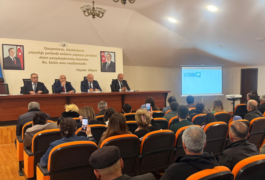 Вернувшихся в Ходжавенд группу жителей проинформировали о мерах соцзащиты и минной опасности