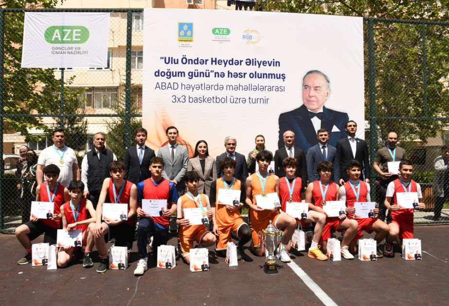 Paytaxtın abad məhəllələrində basketbol yarışları başa çatıb