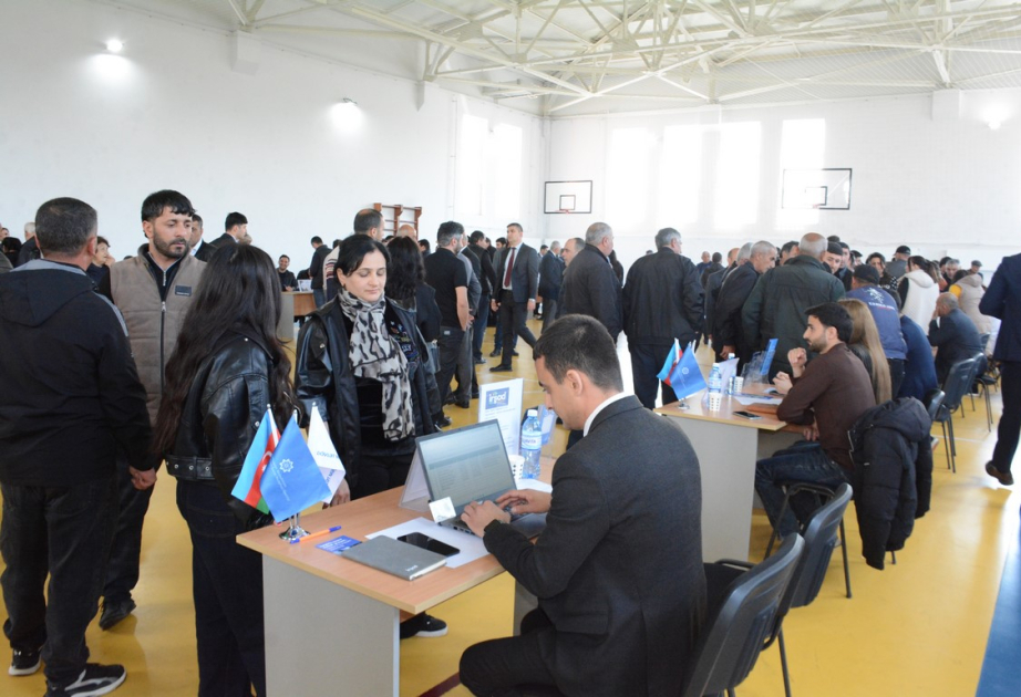 Tərtərdə əmək yarmarkasında 104 vakansiya təqdim edilib