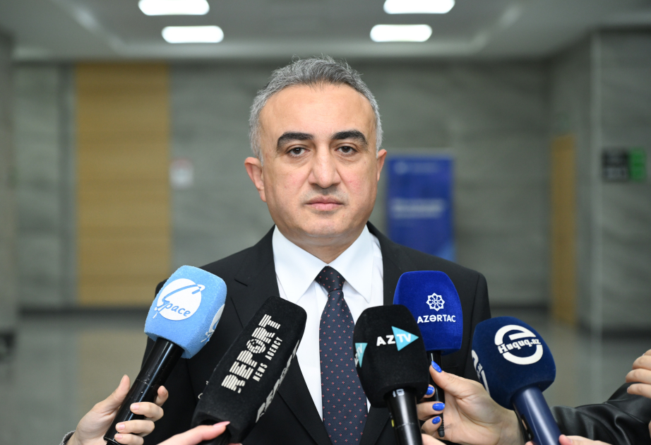 Vəkillər Kollegiyasınn sədri: Bu gün imtahanda rekord sayda namizəd iştirak edir
