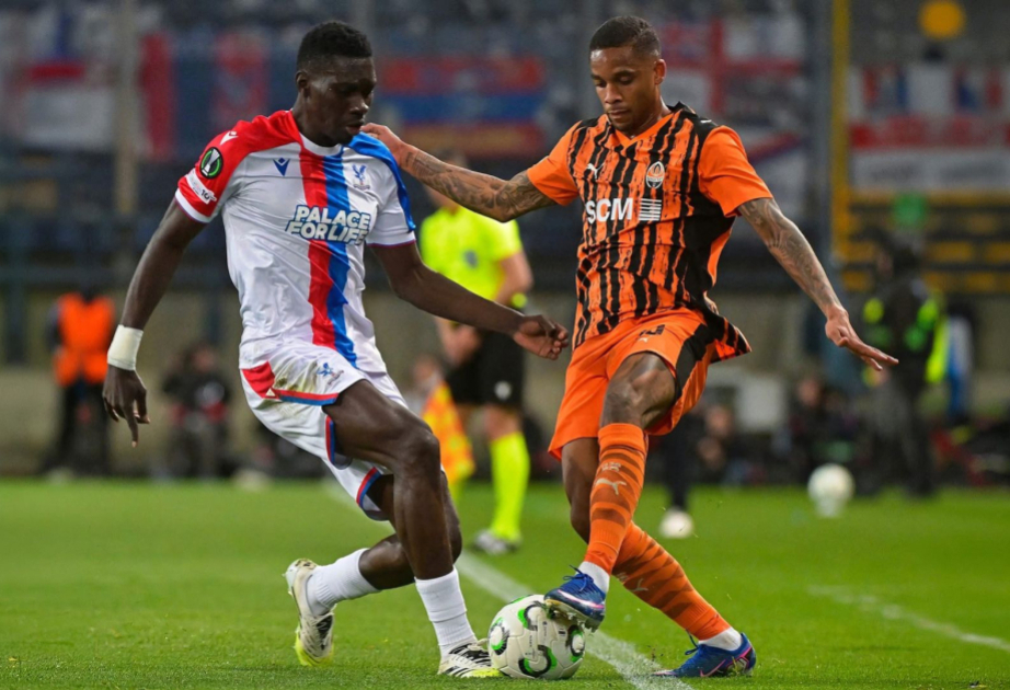 4 teams, 2 spots: Europa League reaches crescendo with final at stake