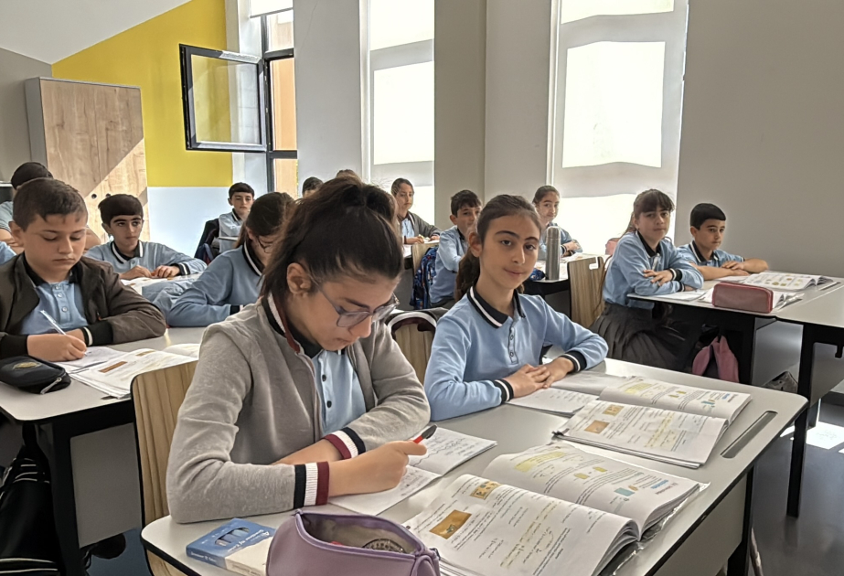 Füzulidə təhsilin dirçəlişi: Mirzə Uluqbəy adına məktəbdə uğurlu gələcəyin təməli qoyulur FOTO
