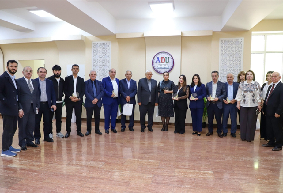 “Ədəbiyyat adamı - 2026” mükafatı təqdim edilib