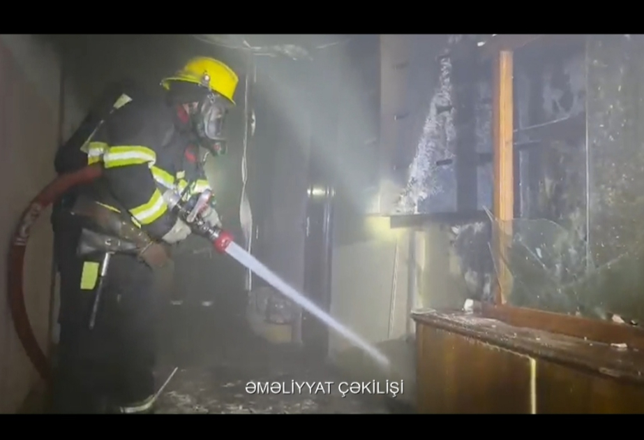Sumqayıtda yataqxana binasında yanğın olub, sakinlər təxliyə ediliblər