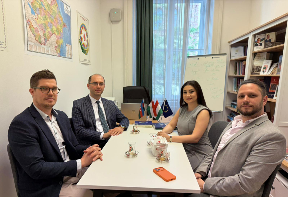 Azerbaijani, Hungarian think tanks explore academic cooperation