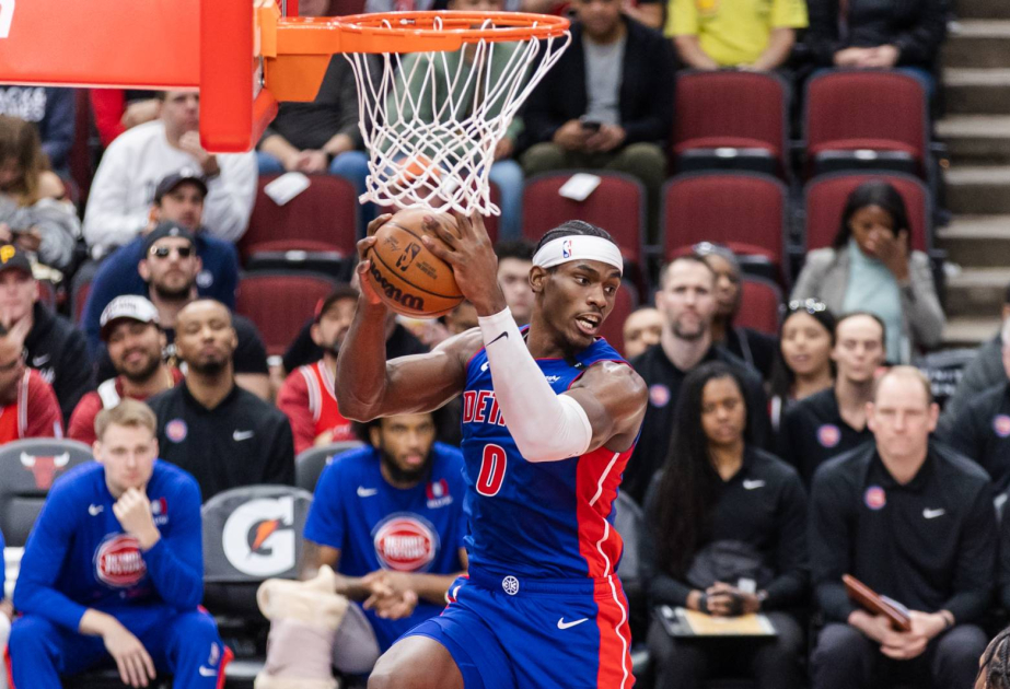 NBA: “Detroyt Pistons” və “Oklahoma Siti Tander” seriyada növbəti qələbələrini qazanıblar