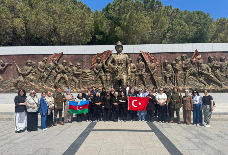 Şəhid ailələri Türkiyənin Çanaqqala və İstanbul şəhərlərini ziyarət ediblər