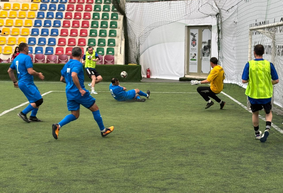 Veteranlar arasında minifutbol turnirinə yekun vurulub