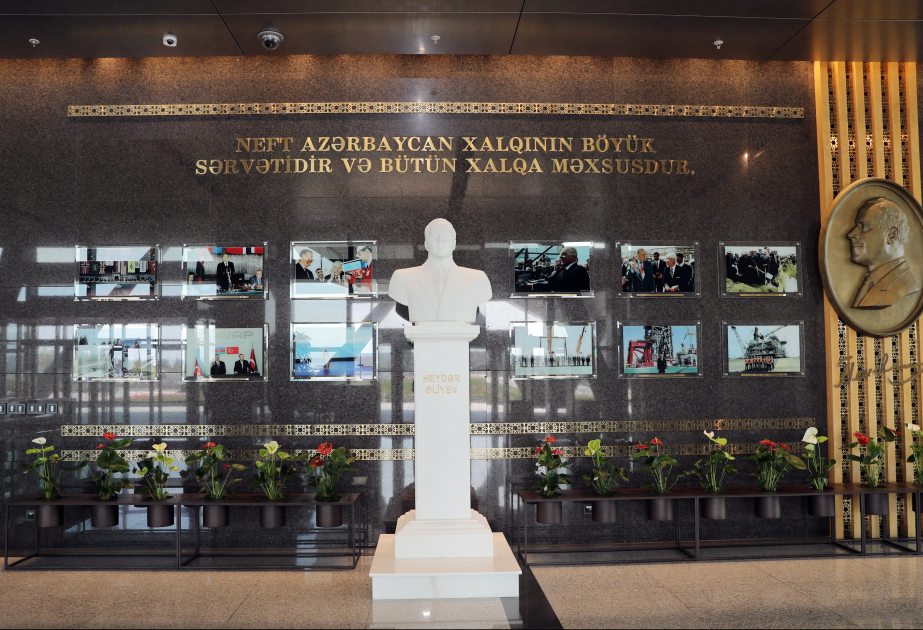 SOCAR hosts event marking National Leader Heydar Aliyev’s 103rd anniversary