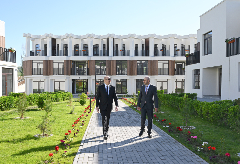 Prezident İlham Əliyev Zəngilan şəhərində inşa olunmuş ilk yaşayış kompleksinin açılışında iştirak edib