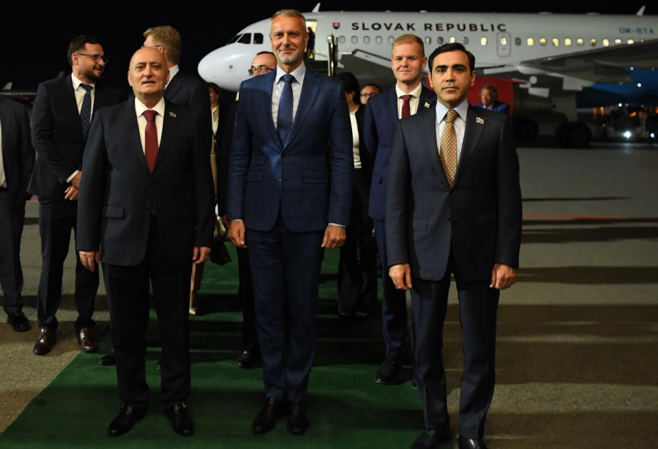 Speaker of the National Council of Slovakia arrives in Azerbaijan