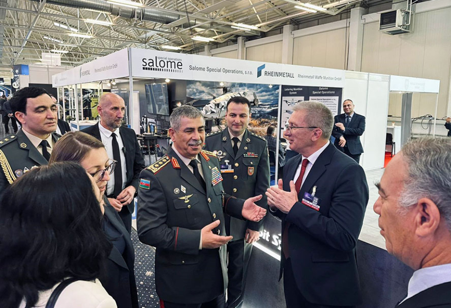 Azerbaijani Defense Minister’s visit to Slovakia continues
