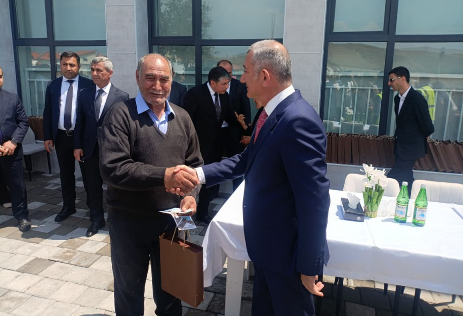 Şükürbəyli kəndində daha 97 ailəyə evlərinin açarları təqdim olunub – YENİLƏNİB