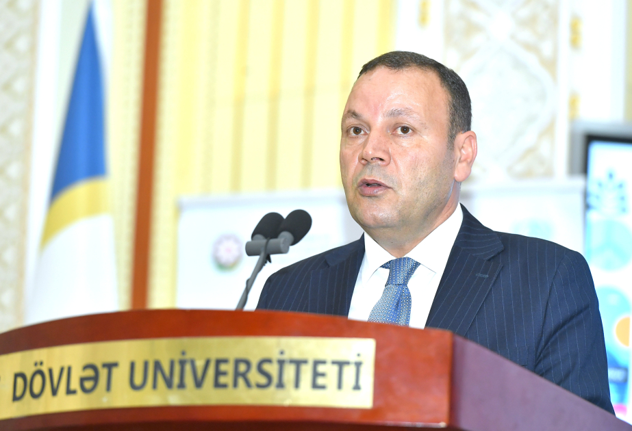 Prorektor: BDU tələbələri WUF13 ilə əlaqədar maarifləndirici layihələrə qoşulurlar