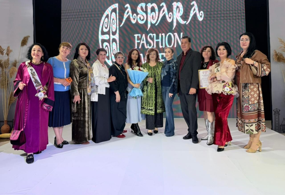 Gülnarə Xəlilova Qazaxıstanda “Upcycling” adlı yeni kolleksiyasını təqdim edib