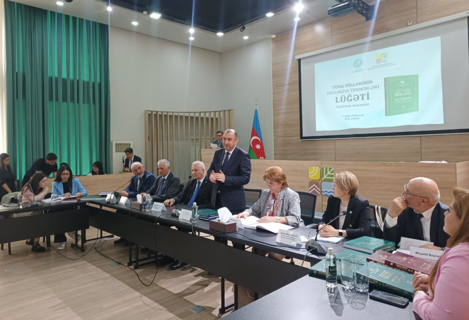 “Türk dillərinin ekologiya terminləri lüğəti” təqdim olunub