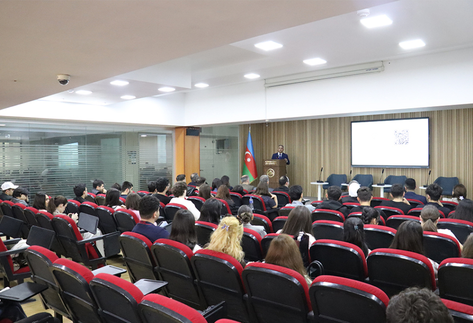 Azərbaycan Universitetində “Startup School 4” proqramı çərçivəsində infosessiya