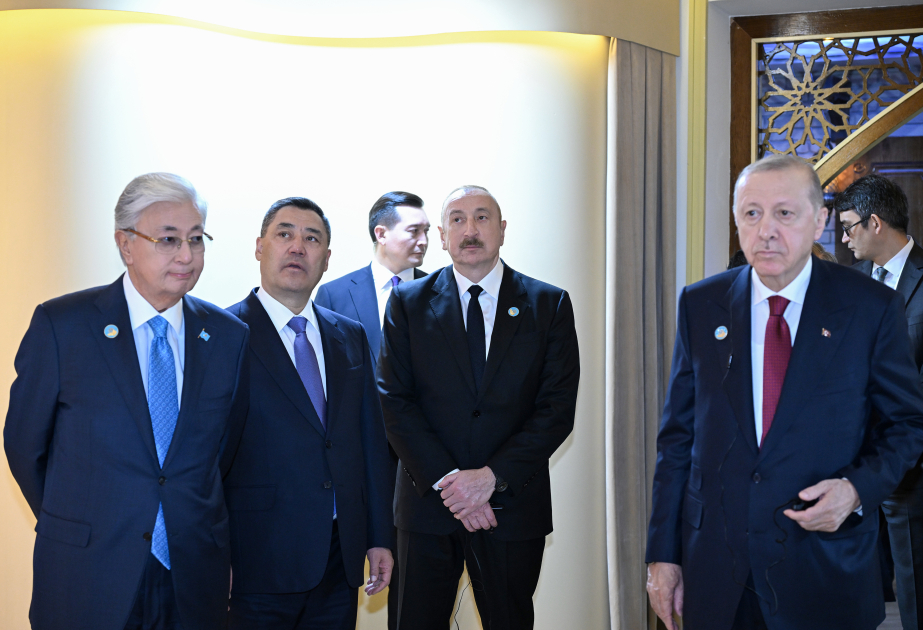 Prezident İlham Əliyev və TDT-nin qeyri-rəsmi Zirvə görüşünün digər iştirakçıları Türküstanda bir sıra mədəni məkanlarla tanış olublar