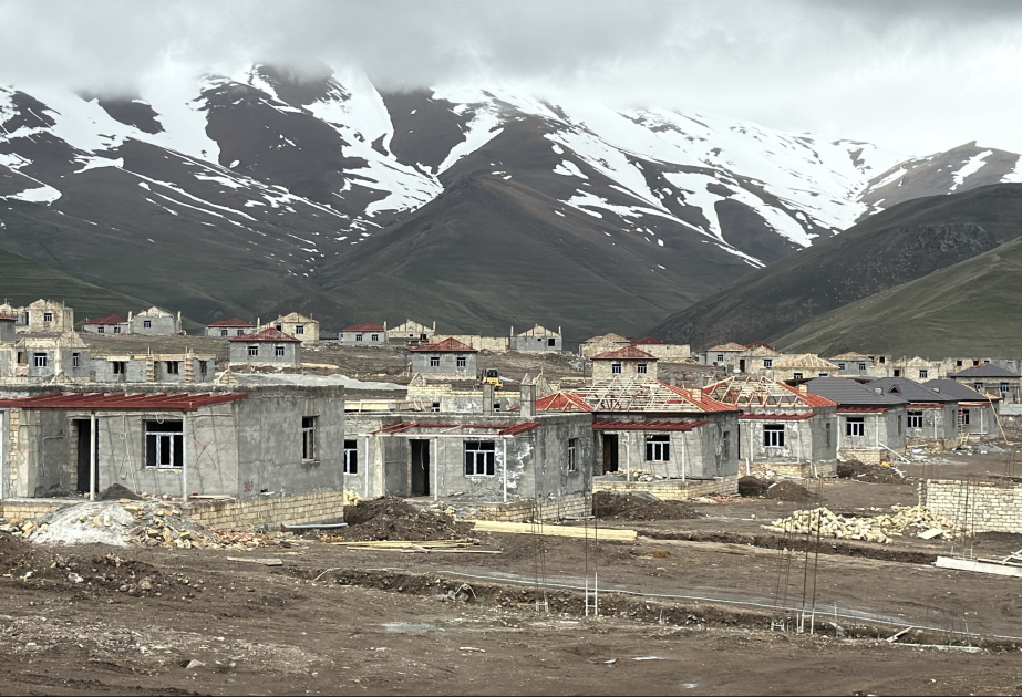 Zar kəndi Kəlbəcərdə Böyük Qayıdışın növbəti ünvanı olacaq – 547 ev tikilir FOTO