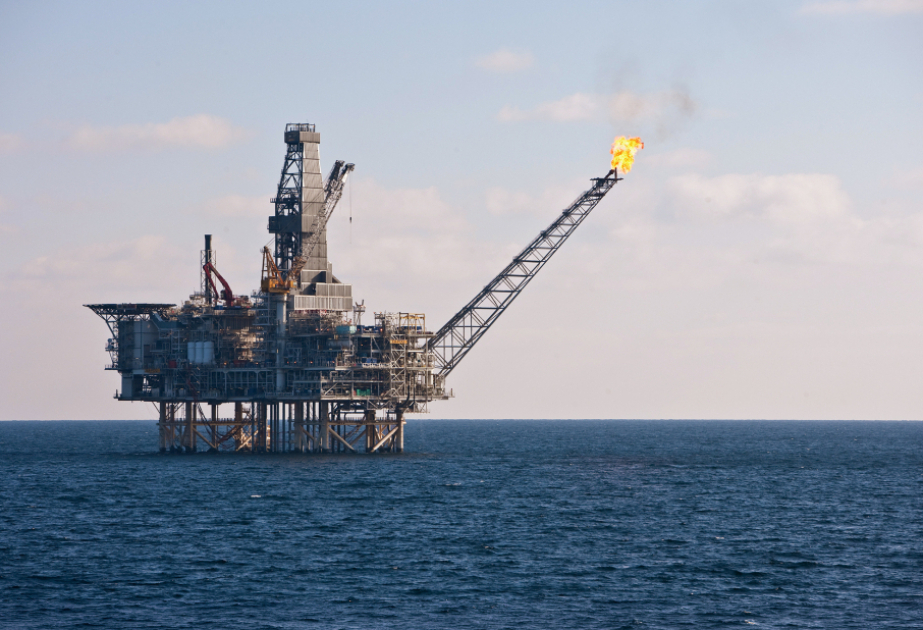 Preis von Azeri Light kostet mehr als 116 US-Dollar