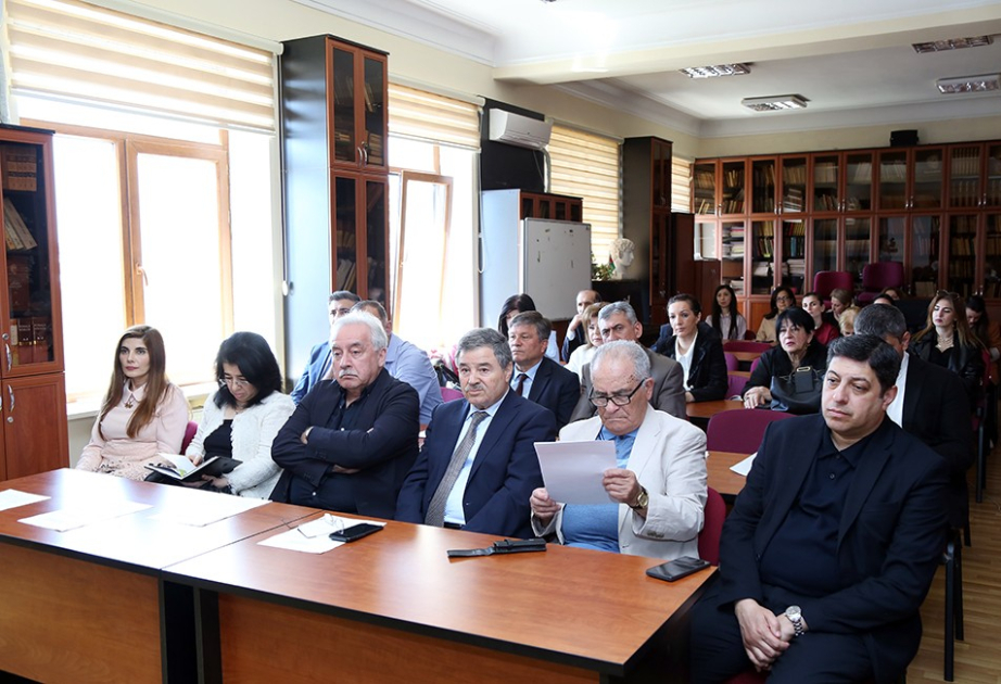 AMEA-nın İctimai Elmlər Bölməsində posthibrid informasiya müharibəsinin yaratdığı çağırışlardan danışılıb