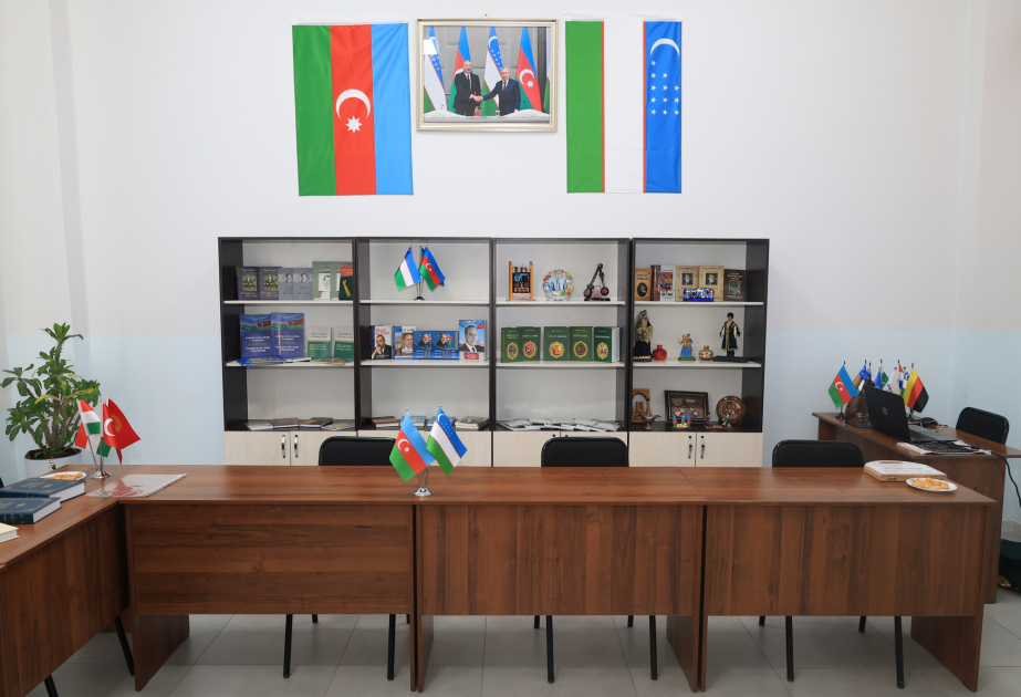 Inauguran en la Universidad Oriental de Taskent un aula que lleva el nombre de Khagani Shirvani