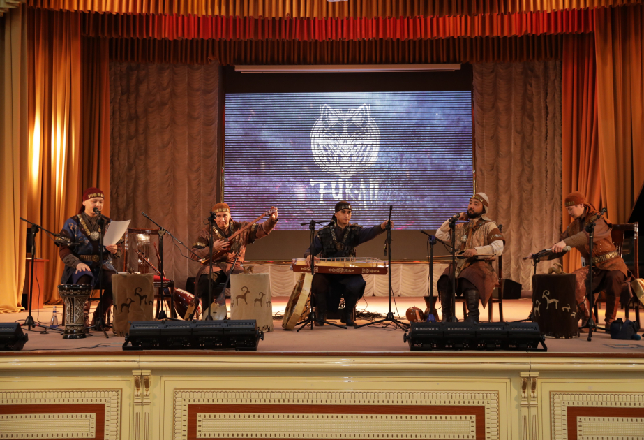 BDU-da “Turan” ansamblının mühazirə-konserti təşkil olunub