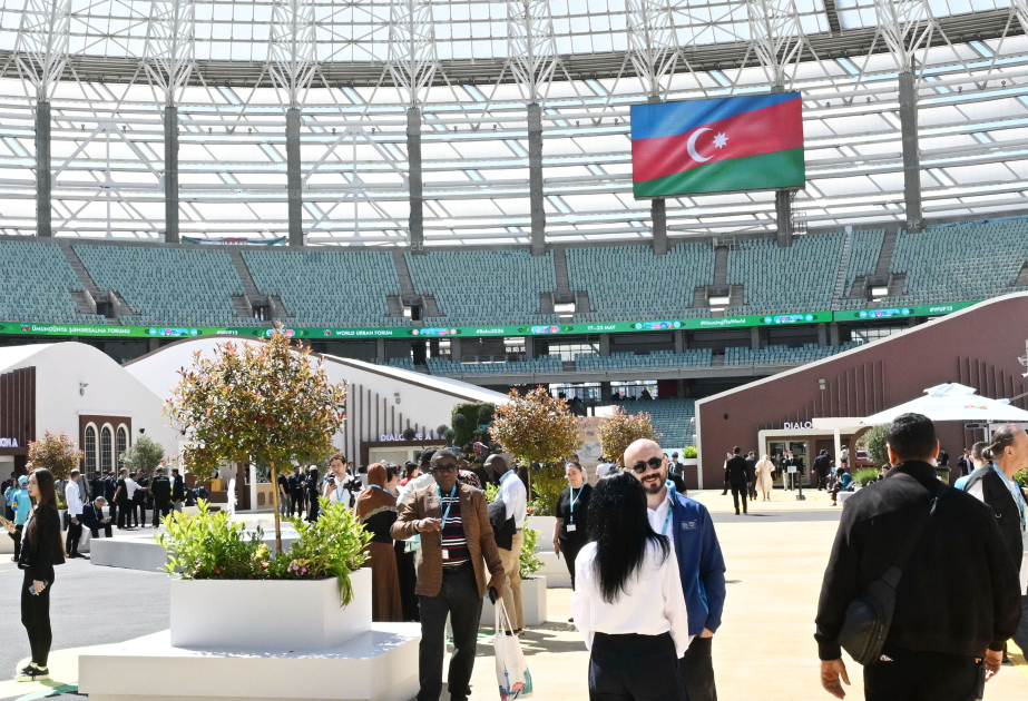 WUF13 in Baku: Zweiter Forumstag mit Ausstellungen und Konzerten - FOTOS