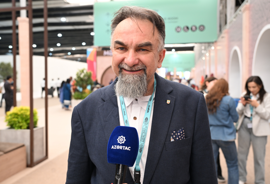 Polşalı mütəxəssis: WUF13 qlobal şəhərsalma dialoqunu gücləndirir