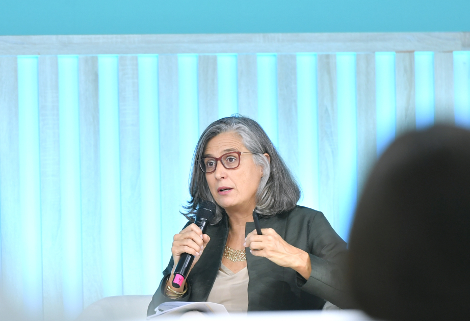 Anacláudia Rossbach : 2,8 milliards de personnes n'ont pas accès à un logement sûr et convenable