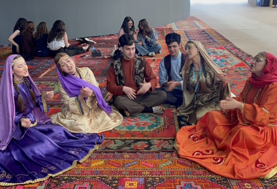 Azerbaijani carpets and national songs featured at WUF13