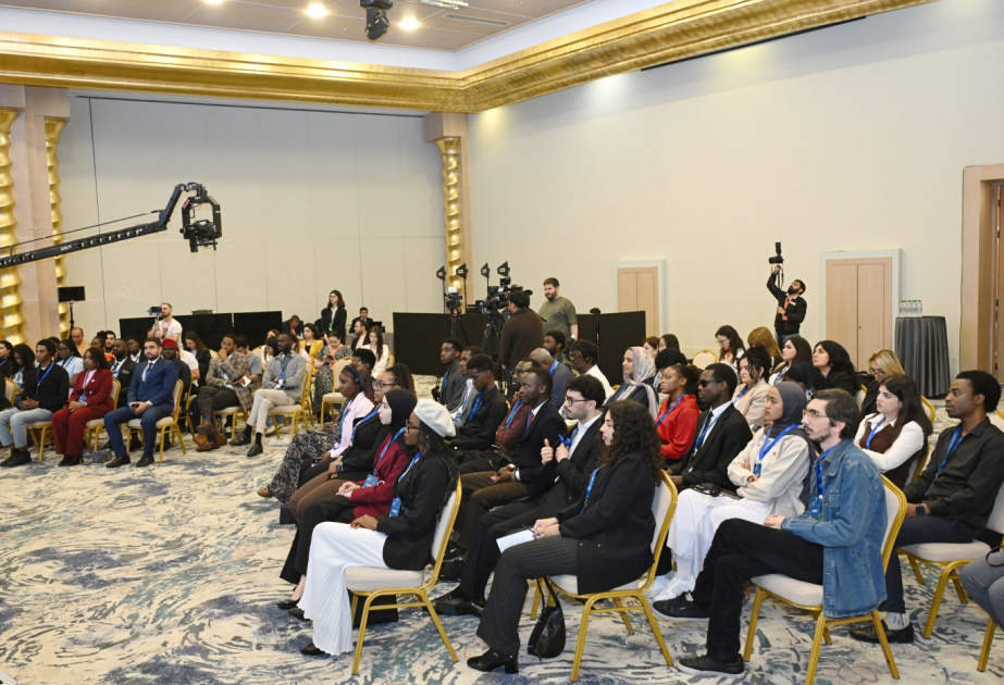 WUF13 : La Plateforme jeunesse du Sud global tient une conférence internationale à Bakou