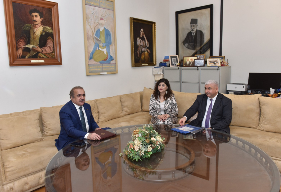 Milli Azərbaycan Ədəbiyyatı Muzeyi və Kooperasiya Universiteti əməkdaşlığa başlayır