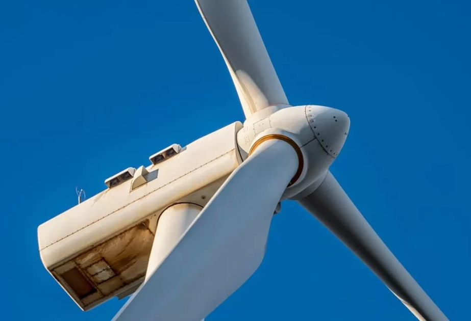 Qazaxıstan 1 GVt gücə malik külək parkları və enerji saxlama sistemləri qurur