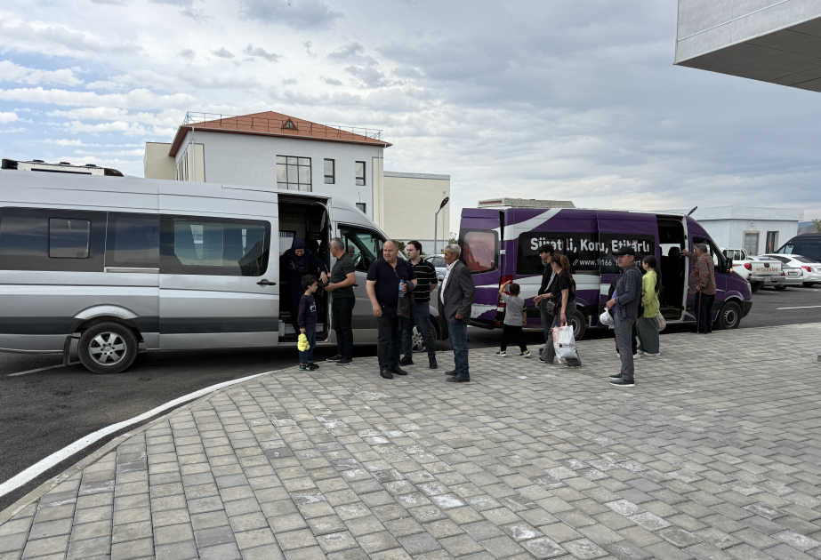 Növbəti köç karvanı Şükürbəyli kəndinə çatıb