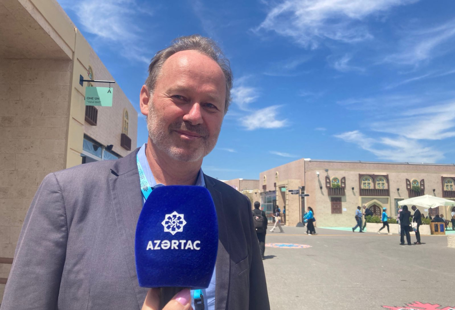 Xarici ekspert: Azərbaycanın “ağıllı şəhər” və “ağıllı kənd” layihələri üzrə təcrübəsi dünya ölkələri üçün nümunə ola bilər