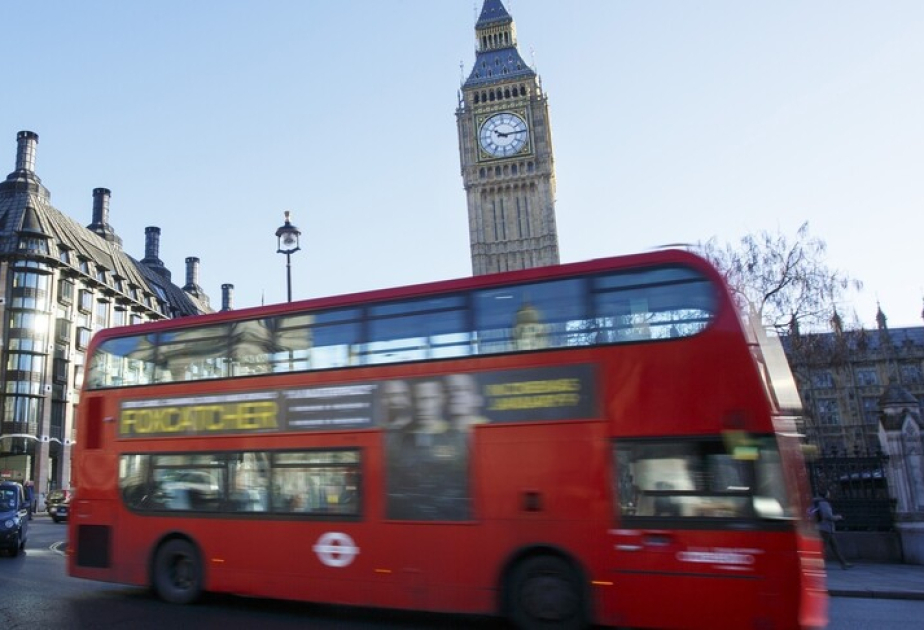 Britaniyada son illərin ən aşağı miqrasiya səviyyəsi qeydə alınıb