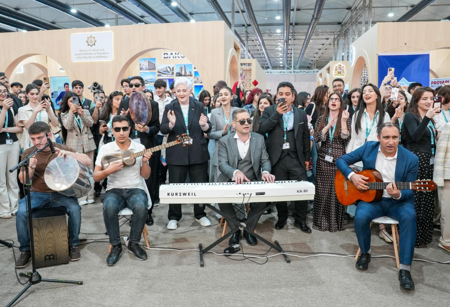 WUF13-də DOST İnklüziv İnkişaf və Yaradıcılıq Mərkəzinin təqdimat və proqramları maraqla qarşılanıb