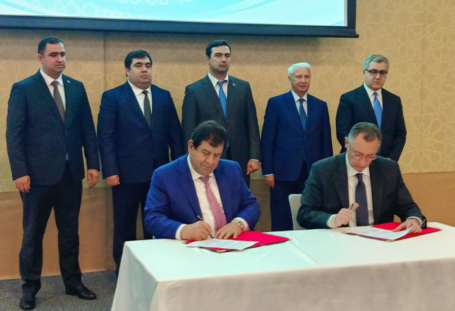 “Azərpambıq” ilə Tacikistan şirkəti arasında müqavilə imzalanıb