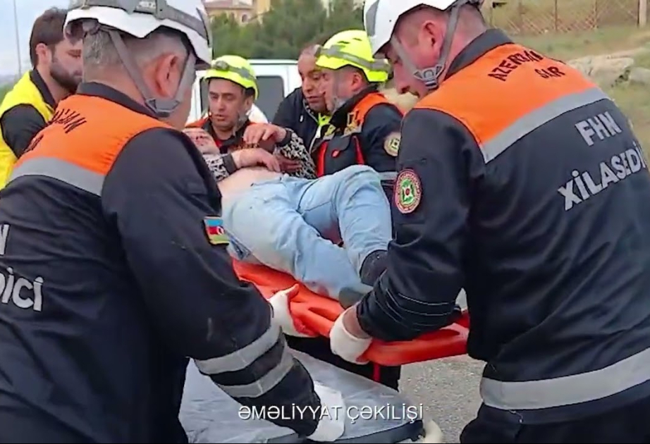 Abşeronun Masazır qəsəbəsində baş verən yol qəzasında bir nəfər xilas edilib VİDEO