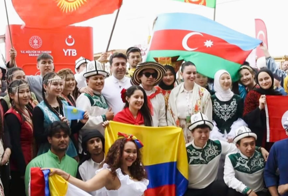 Azerbaiyán participa en el Festival Internacional de Cultura Etnodeportiva celebrado en Estambul