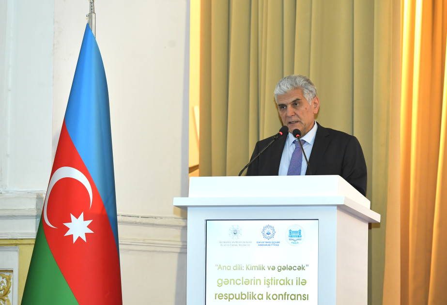 ADPU-nun rektoru: Dilimizin qarşısında duran vəzifələr hər birimizdən məsuliyyət tələb edir