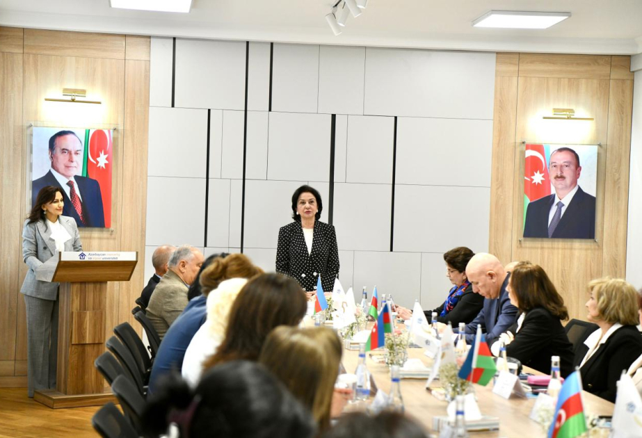 AzMİU-da dil, milli kimlik və tarixi şüura həsr olunmuş elmi seminar təşkil edilib