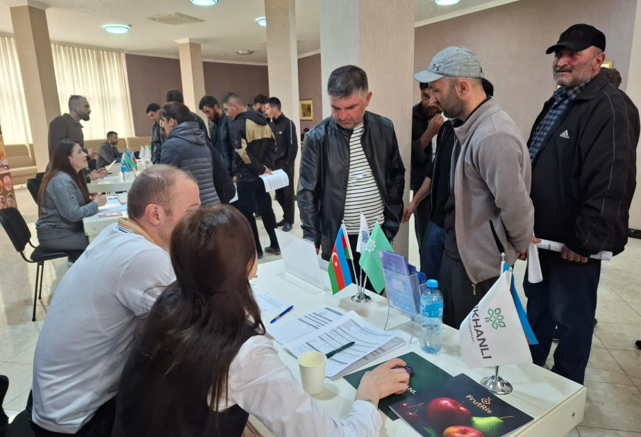 Qusarda əmək yarmarkası: 59 boş iş yeri, 1500 manatadək maaş